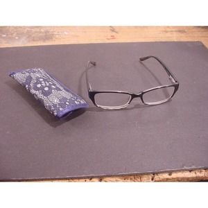 FOSTER GRANT - Reading Glasses - Classic Horn Frames (200) - Case